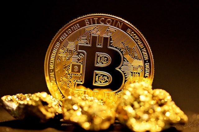 比特币正在取代黄金！五年内有望达到25万美元