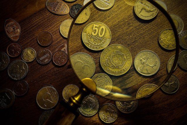 英国蓝筹股大亨：富时100指数大步领先于欧元同行