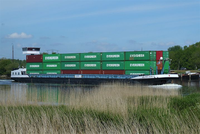 年终奖发几十个月工资！这些企业去年富得流油