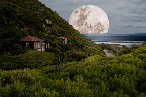 “超级月亮”今晚现身夜空：19点52分最圆最亮，裸眼即可欣赏