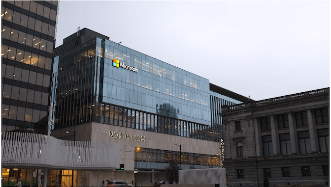 MSFT 分析：微软股价上涨超过 9%