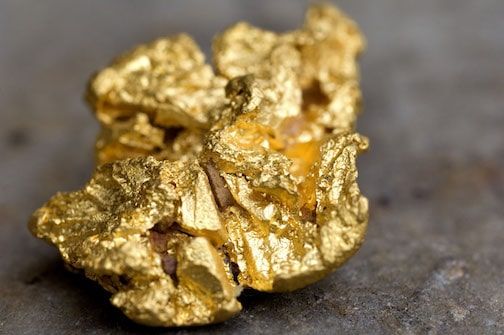 黄金价格分析：多头再次错失良机