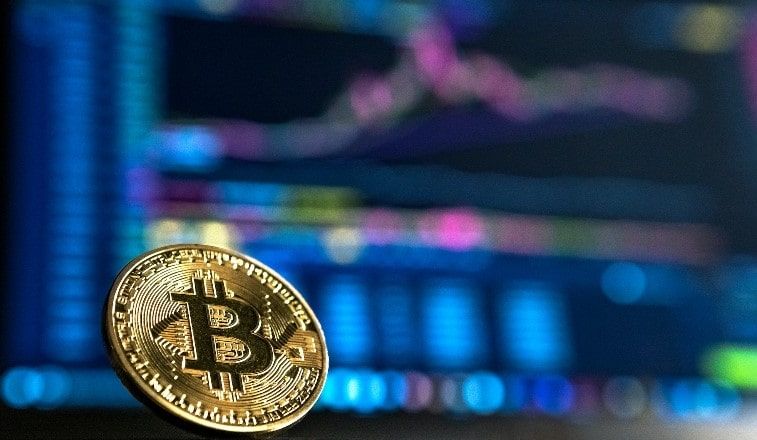 BTCUSD 分析：客户逃离币安