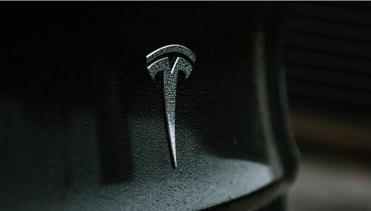 TSLA 分析：特斯拉股价上涨。这是一个新的交易时代吗？