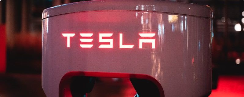 TSLA 分析：股价引领股市增长