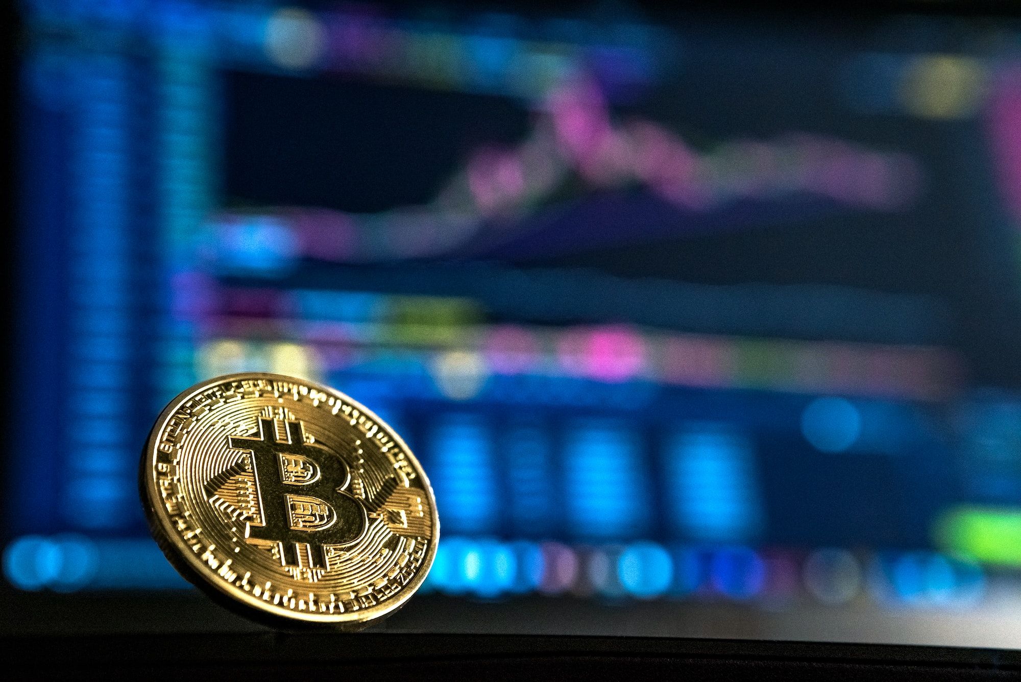 BTC/美元价格急剧变化：原因和后果