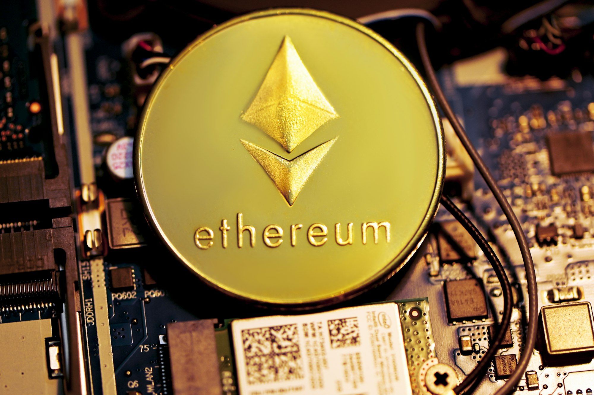 今天是以太坊更新。ETH/美元突破 4,000 美元