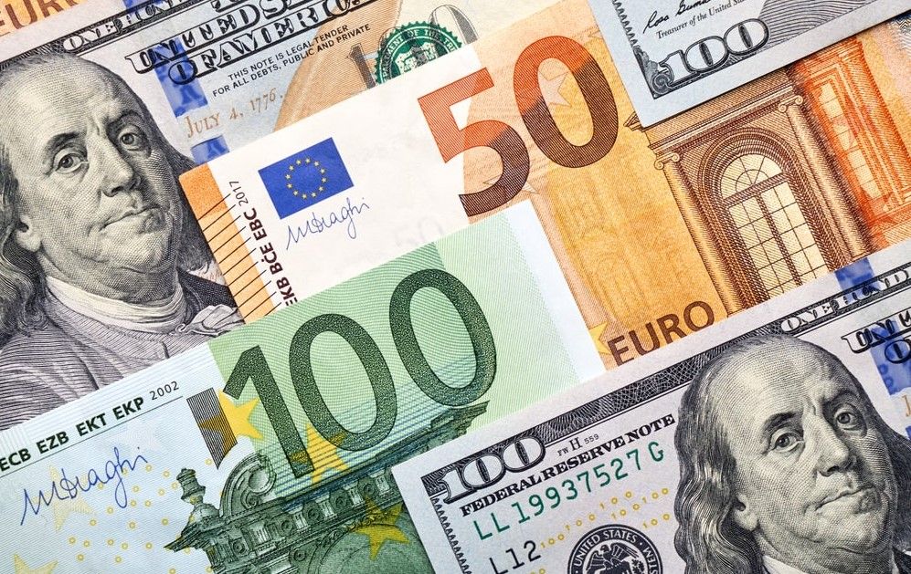 美元兑主要世界货币下跌