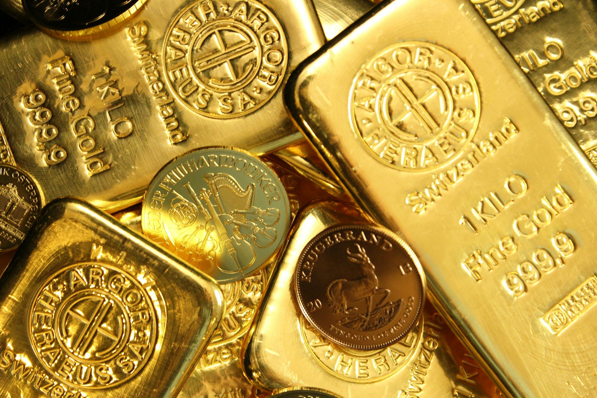 XAU/美元黄金价格出现近两年来最大跌幅
