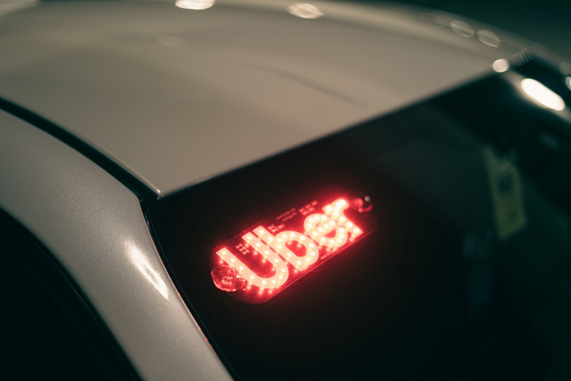 Uber 股价下跌近 10%